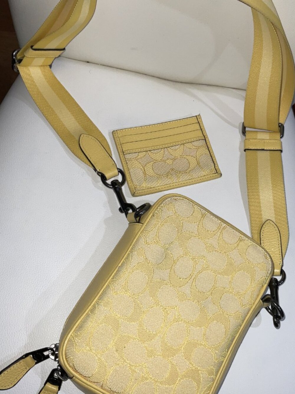Authentic COACH Stanton Crossbody & Card Case (set) in Signature Jacquard - Picture 3 of 8